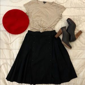 Jones New York High Waisted Pleated Skirt